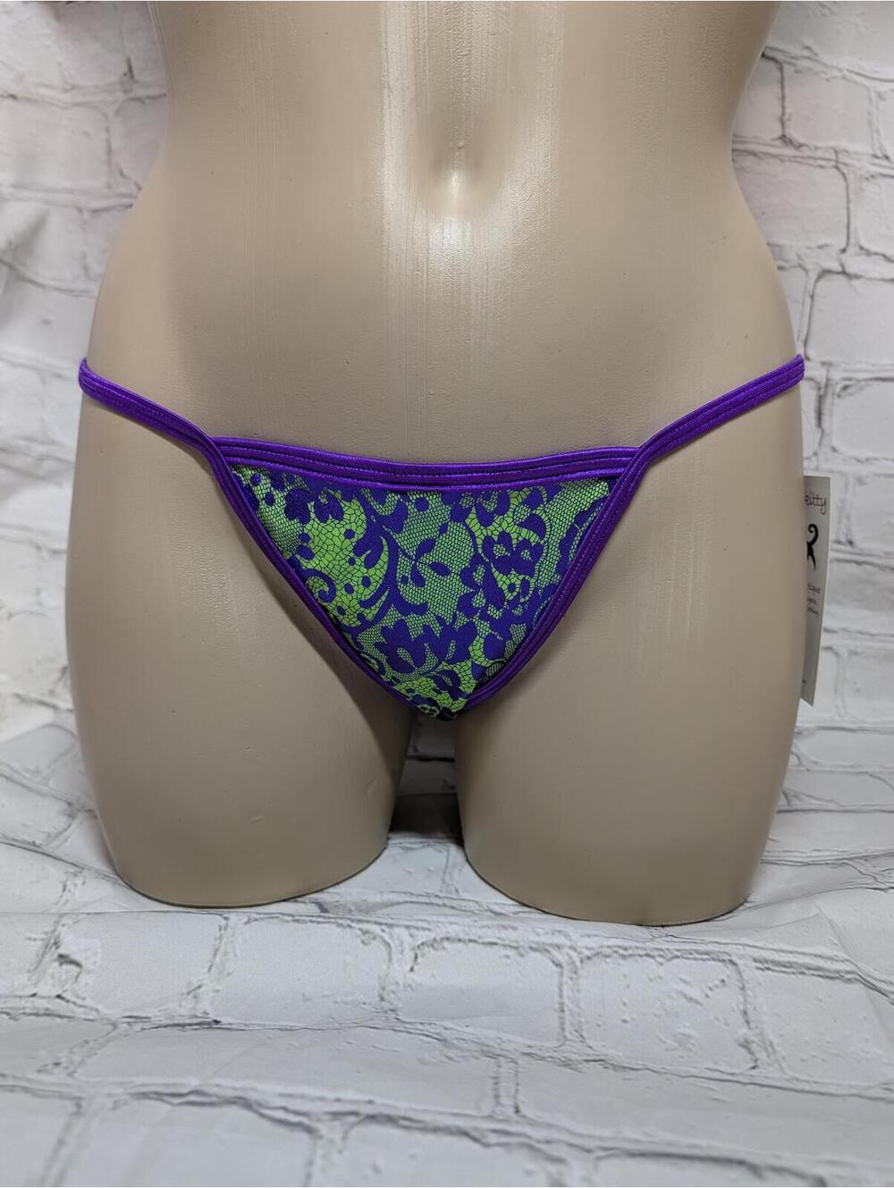 BODYZONE PURPLE‎ GREEN FLORAL T BACK THONG NWT VINTAGE DISCOUNT ON MULTIPLES